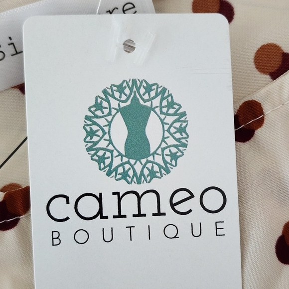 Signature Polka Dot Woven Top Bell Sleeves NWT Size Small - Picture 5 of 9